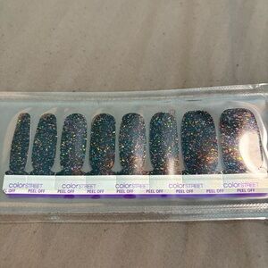 Color Street Glitter Nail Strips - Gleam On
